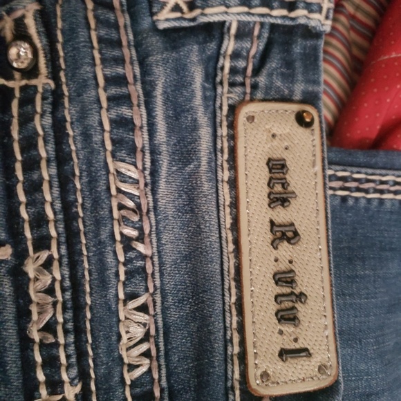 Rock Revival Jeans - Picture 4 of 6